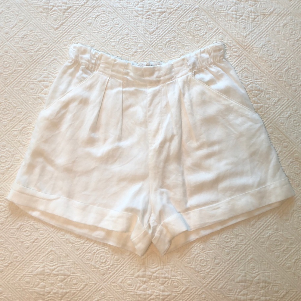 High-Waisted White Summer Shorts